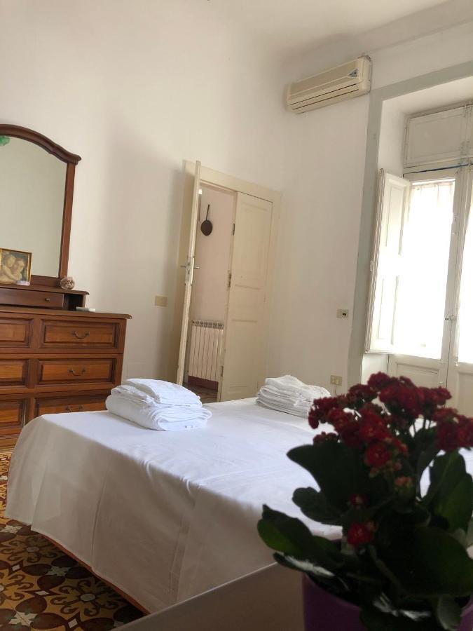 Isola - Lipari Centro Storico Villa Buitenkant foto